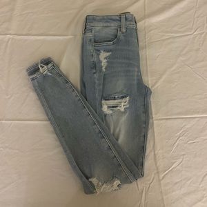 American Eagle ripped zipper up skinny jean (the dream jean)